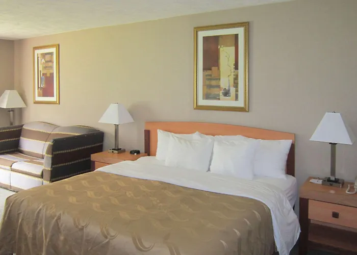 Quality Inn Nashville - Bloomington