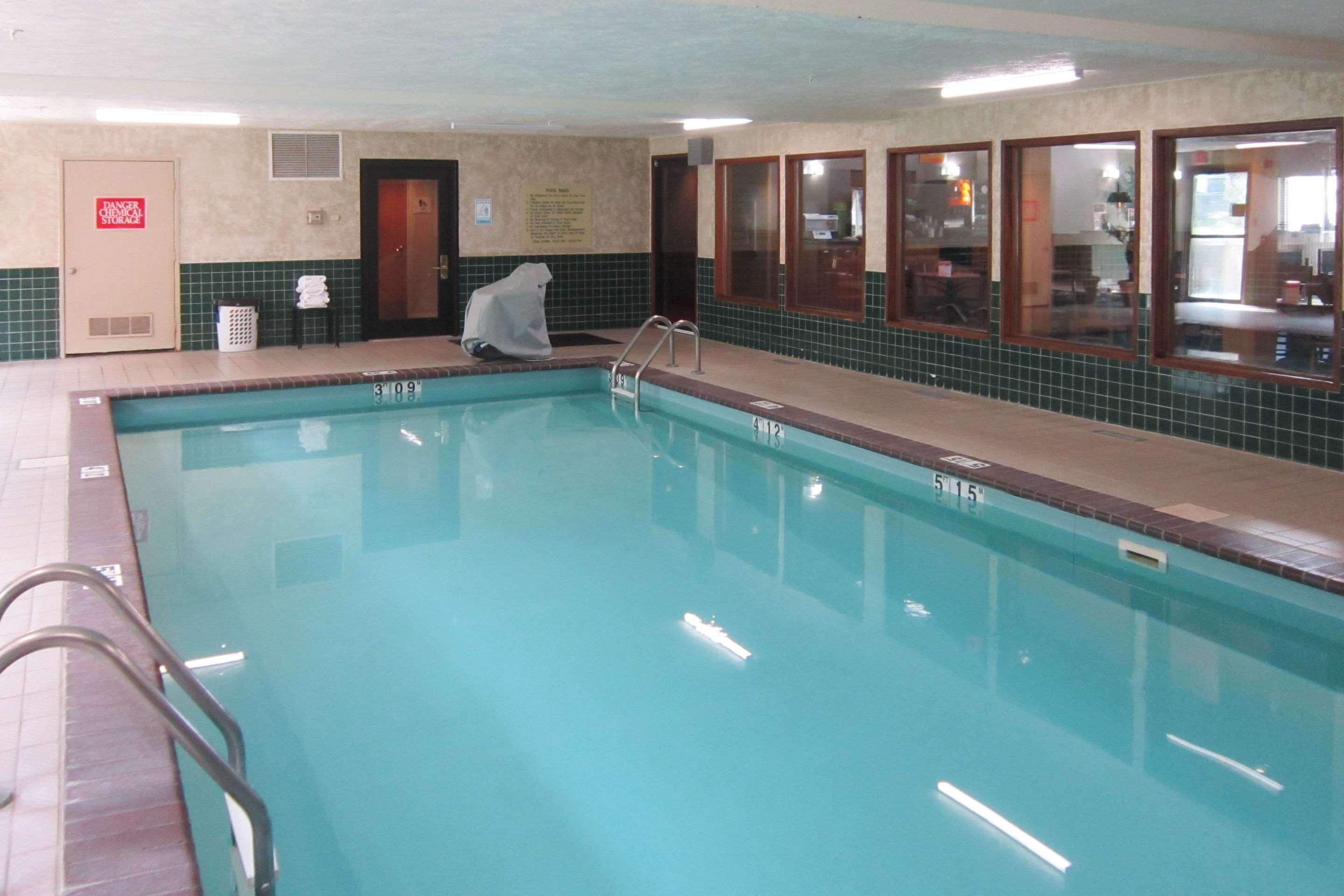 Inn Quality - Bloomington Nashville