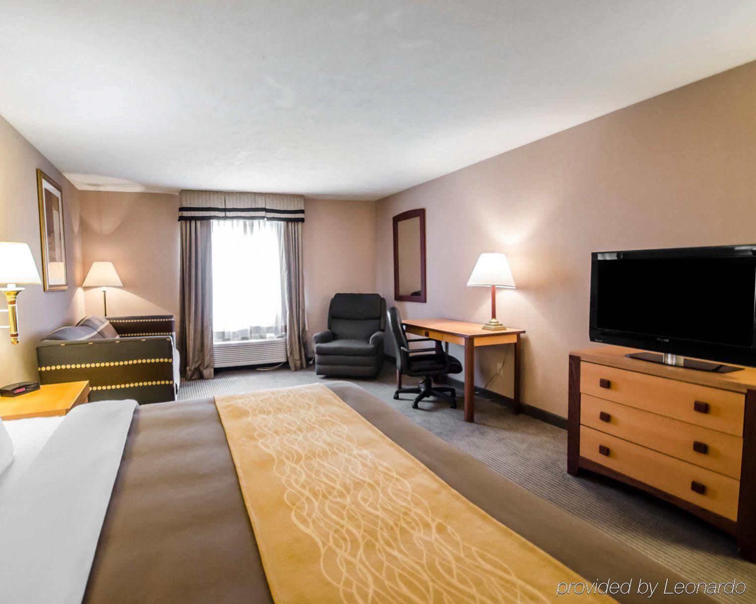 Inn Quality - Bloomington Nashville